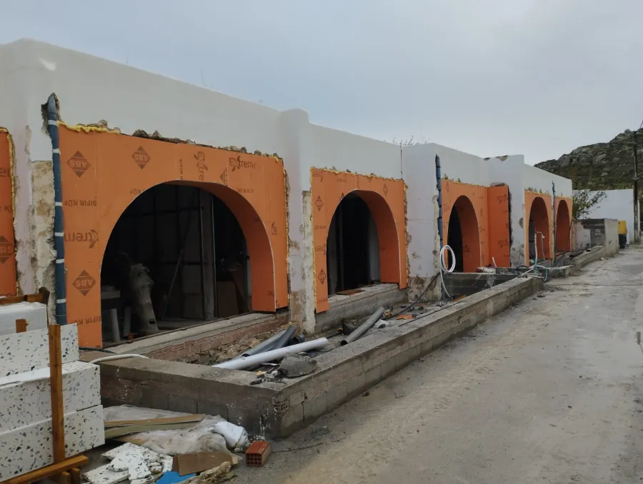 Συγκρότημα εμπορικών καταστημάτων, Nammos Village, Μύκονος. Έργο της Promelta.